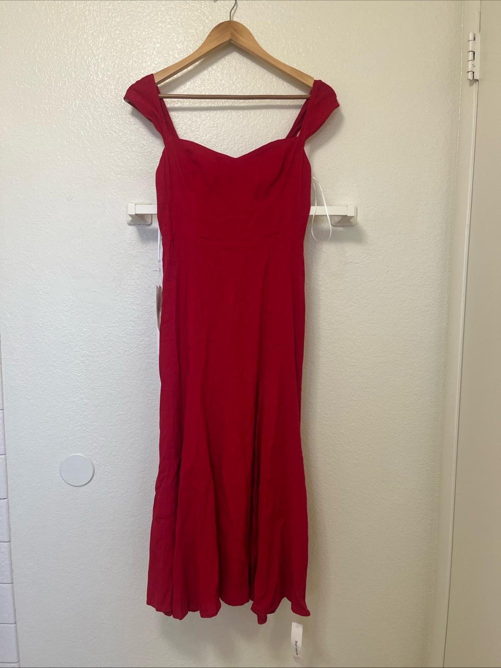 Reformation Bryson Midi Dress Cherry 2P Romantic Whimsical NWT flaws - Picture 5 of 10